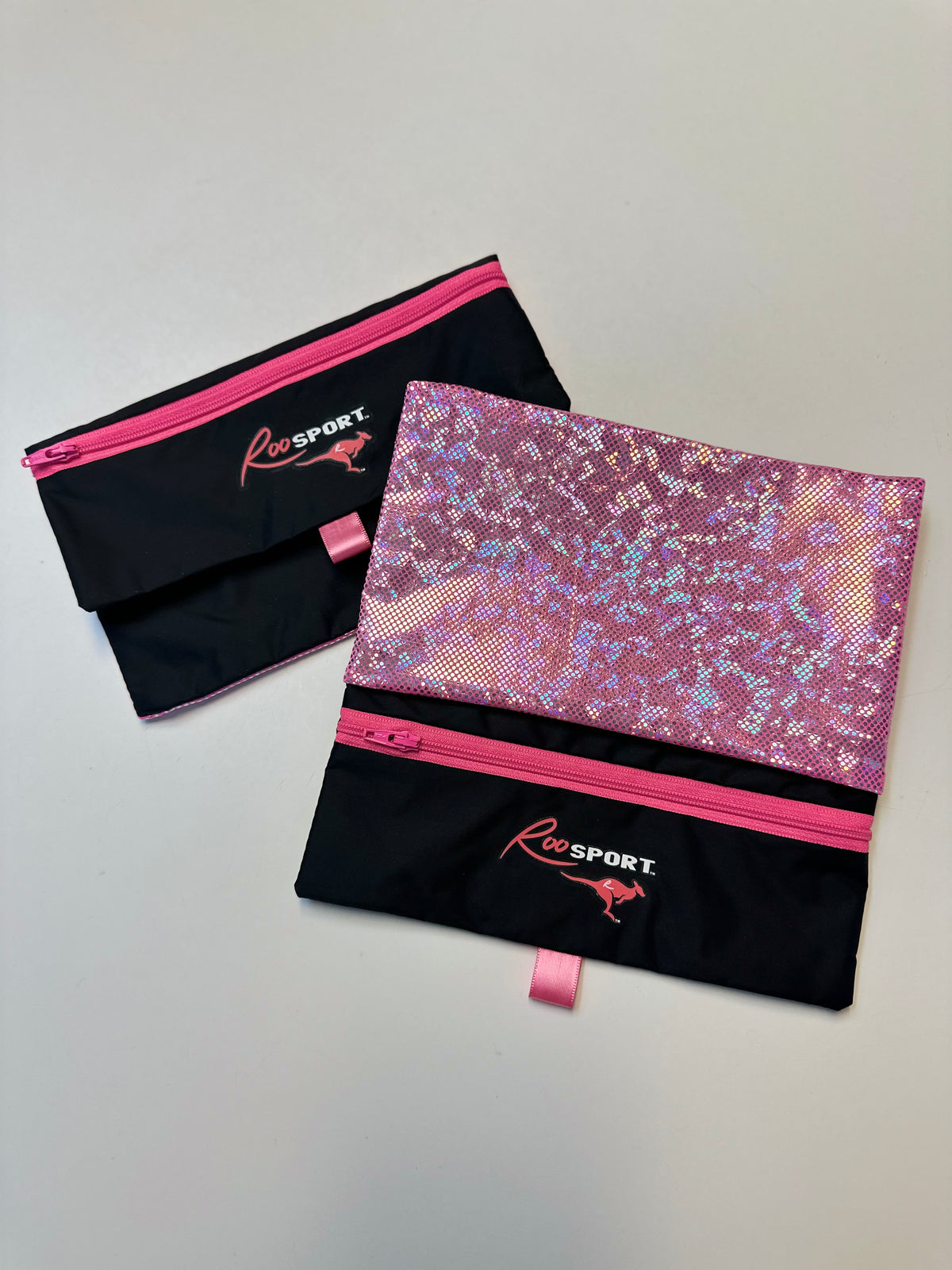 RooSport Large Pink Sparkle magnetic phone pocket, front view